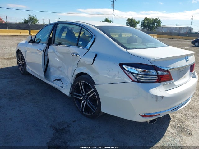 45697835 :رقم المزاد ، 1HGCR2F16HA291187 vin ، 2017 Honda Accord Sport Se مزاد بيع