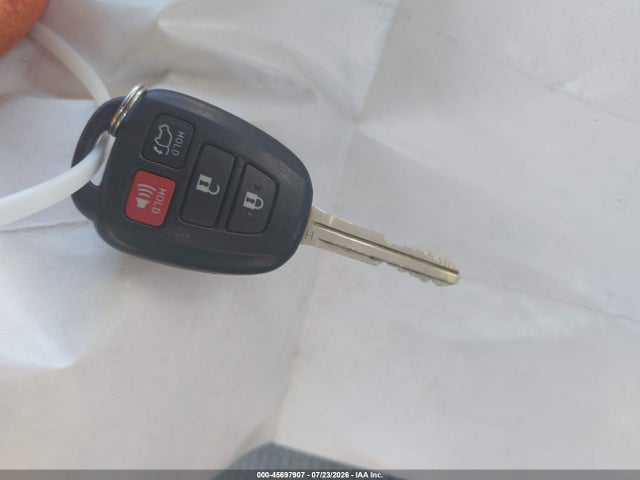 Toyota Rav4 Xle 2017 2T3WFREV8HW345463 Image 11