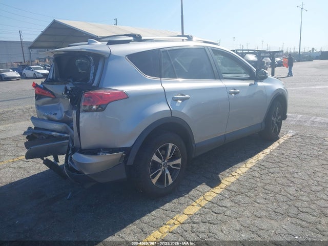 Toyota Rav4 Xle 2017 2T3WFREV8HW345463 Image 4