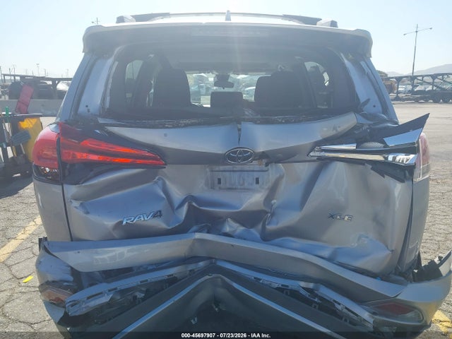 Toyota Rav4 Xle 2017 2T3WFREV8HW345463 Image 6