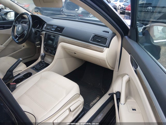 Auction sale of the 2018 Volkswagen Passat 2.0t Se, vin: 1VWBA7A34JC020174, lot number: 45697932