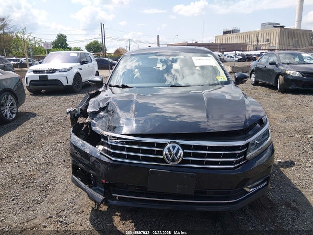 Auction sale of the 2018 Volkswagen Passat 2.0t Se, vin: 1VWBA7A34JC020174, lot number: 45697932