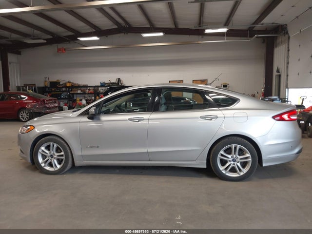 3FA6P0UU0JR271473 Ford Fusion Hybrid S