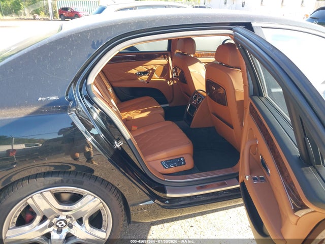 Продажа на аукционе авто 2014 Bentley Flying Spur, vin: SCBEC9ZA2EC092427, номер лота: 45697964