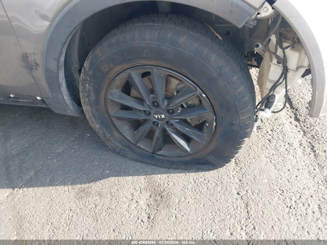 KIA Sorento 2.4l L 2019 5XYPG4A37KG529176 Image 16