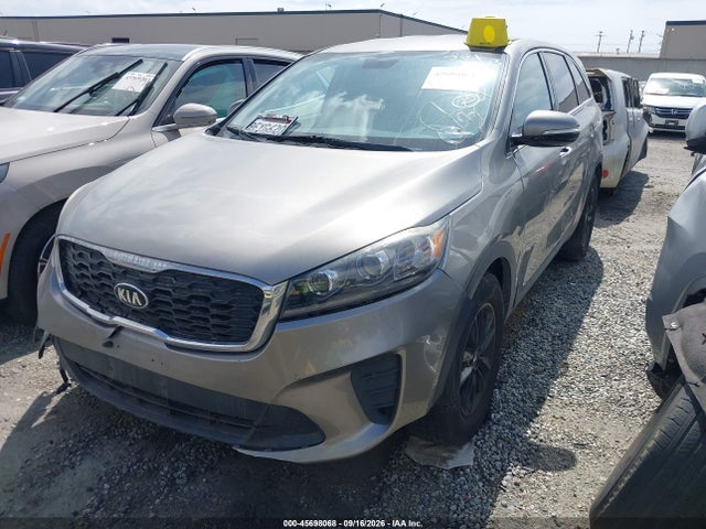 KIA Sorento 2.4l L 2019 5XYPG4A37KG529176 Image 2