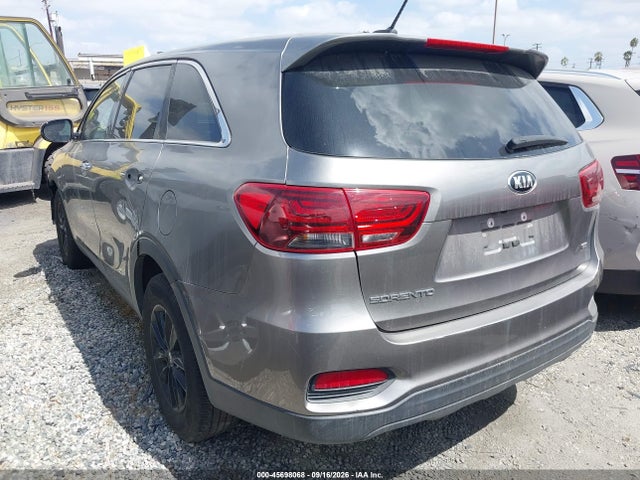KIA Sorento 2.4l L 2019 5XYPG4A37KG529176 Image 3
