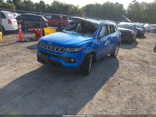 45698072 :رقم المزاد ، 3C4NJDBBXNT104949 vin ، 2022 Jeep Compass Latitude 4x4 مزاد بيع