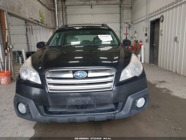 45698083 :رقم المزاد ، 4S4BRBAC0E3298604 vin ، 2014 Subaru Outback 2.5i مزاد بيع