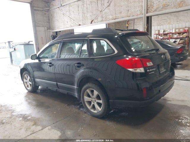45698083 :رقم المزاد ، 4S4BRBAC0E3298604 vin ، 2014 Subaru Outback 2.5i مزاد بيع
