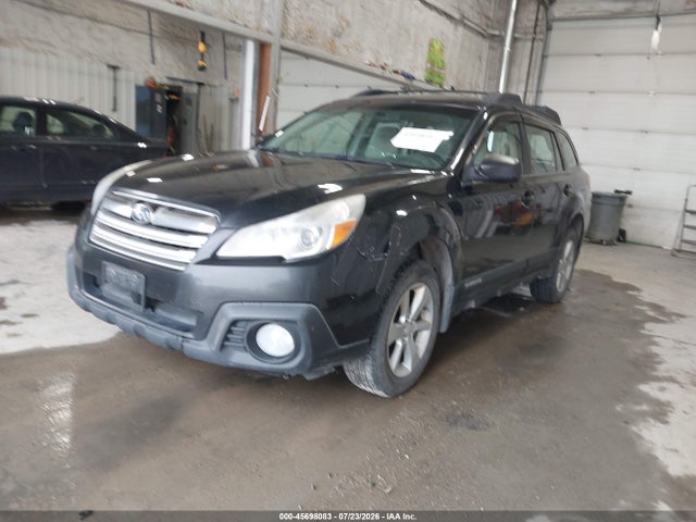 45698083 :رقم المزاد ، 4S4BRBAC0E3298604 vin ، 2014 Subaru Outback 2.5i مزاد بيع