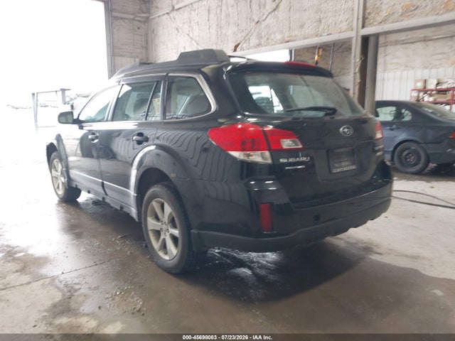 45698083 :رقم المزاد ، 4S4BRBAC0E3298604 vin ، 2014 Subaru Outback 2.5i مزاد بيع
