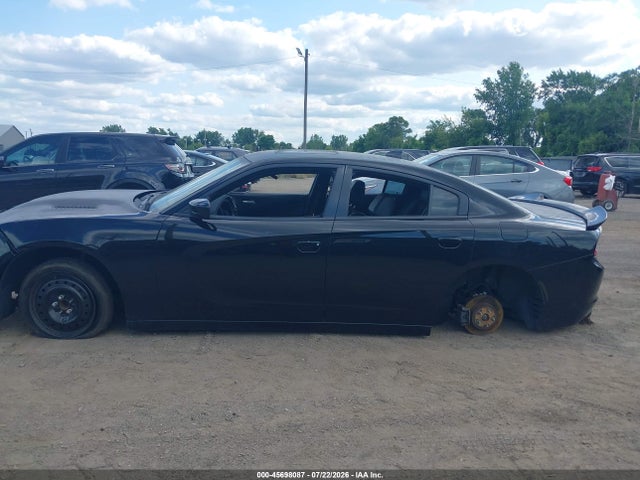 Продаж на аукціоні авто 2015 Dodge Charger Road/track, vin: 2C3CDXCT5FH729166, номер лоту: 45698087