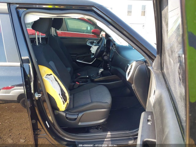 Продаж на аукціоні авто 2021 Kia Soul Lx, vin: KNDJ23AU7M7760988, номер лоту: 45698097