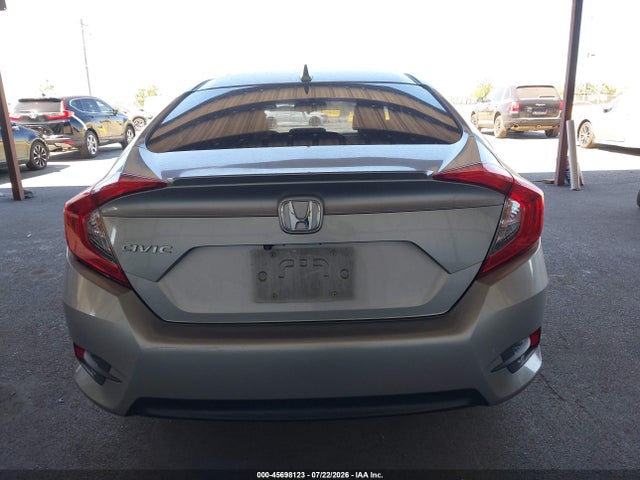 45698123 :رقم المزاد ، JHMFC1F74JX008458 vin ، 2018 Honda Civic Ex-l مزاد بيع
