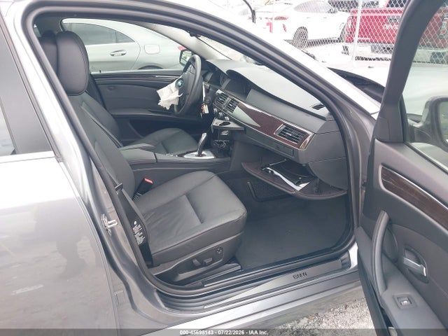 Продаж на аукціоні авто 2010 Bmw 528i, vin: WBANU5C53AC442430, номер лоту: 45698143