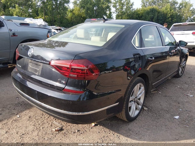 Продажа на аукционе авто 2017 Volkswagen Passat 1.8t Se, vin: 1VWGT7A34HC058854, номер лота: 45698146