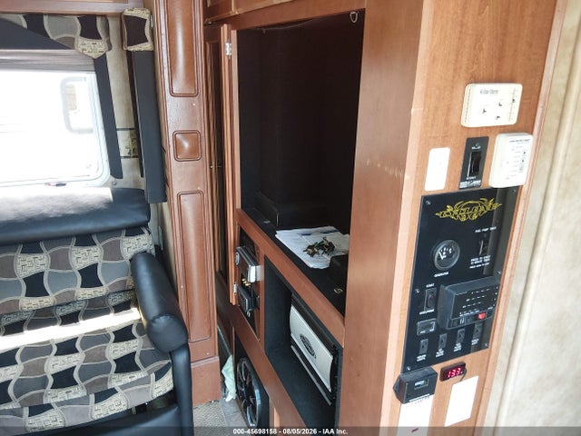 Продажа на аукционе авто 2009 Heartland Travel Trlr, vin: 5SFGF40379E050759, номер лота: 45698158