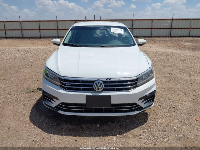 45698170 :رقم المزاد ، 1VWAA7A37JC014512 vin ، 2018 Volkswagen Passat 2.0t R-line/2.0t S مزاد بيع