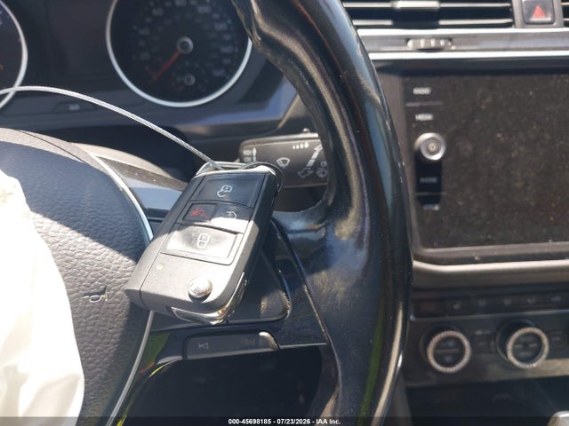 Продажа на аукционе авто 2019 Volkswagen Tiguan 2.0t Se/2.0t Sel/2.0t Sel R-line/2.0t Sel R-line Black, vin: 3VV2B7AX1KM120088, номер лота: 45698185