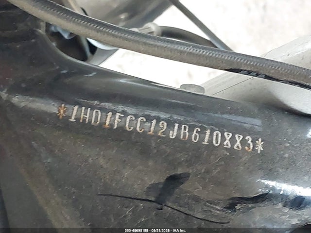 Продажа на аукционе авто 2018 Harley-davidson Flhtcu Ultra Classic Electra Gld, vin: 1HD1FCC12JB610883, номер лота: 45698189