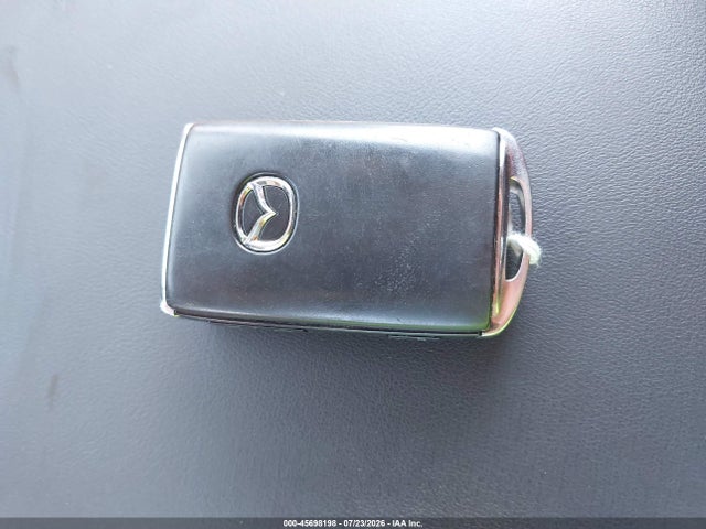 Продажа на аукционе авто 2021 Mazda Mazda3 Premium, vin: JM1BPBML4M1303044, номер лота: 45698198