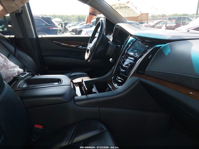 Продажа на аукционе авто 2019 Cadillac Escalade Esv Standard, vin: 1GYS4GKJ9KR204297, номер лота: 45698204
