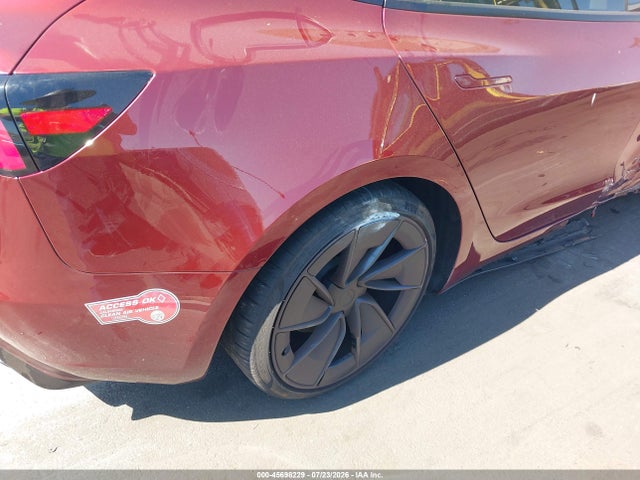 Tesla Model 3 Performance All-wheel Drive 2024 5YJ3E1ET2RF770738 Image 16