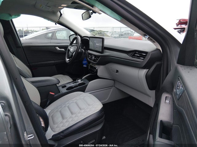 45698284 :رقم المزاد ، 1FMCU9JA3RUB28750 vin ، 2024 Ford Escape Platinum مزاد بيع