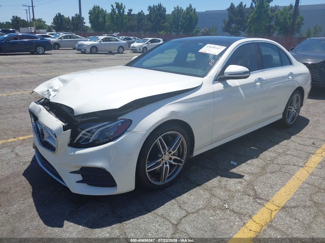 Mercedes-Benz E 300 2017 WDDZF4JB9HA220536 Image 2
