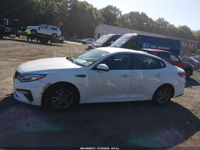 2020 Kia Optima Lx მანქანა იყიდება აუქციონზე, vin: 5XXGT4L33LG380778, აუქციონის ნომერი: 45698372
