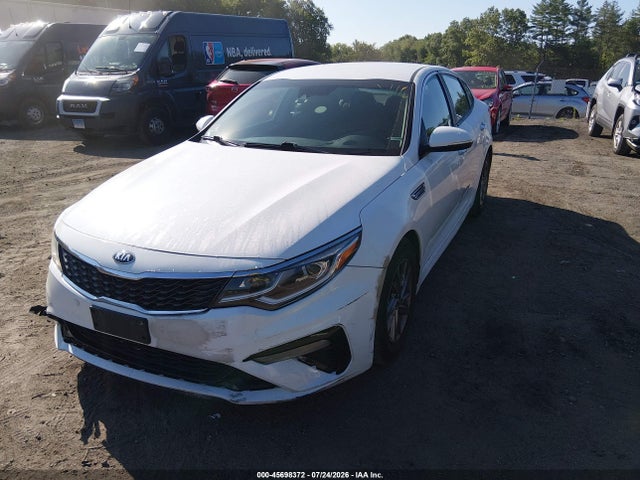 2020 Kia Optima Lx მანქანა იყიდება აუქციონზე, vin: 5XXGT4L33LG380778, აუქციონის ნომერი: 45698372