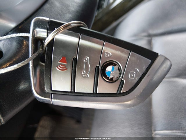 45698400 :رقم المزاد ، 5UXKR2C58F0H37894 vin ، 2015 Bmw X5 Sdrive35i مزاد بيع