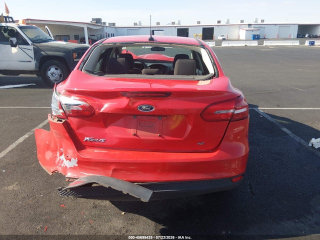 1FADP3F26FL282794 Ford FOCUS SE