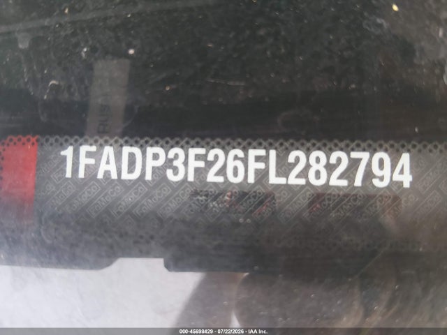 1FADP3F26FL282794 Ford FOCUS SE