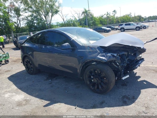 Продаж на аукціоні авто 2023 Tesla Model Y Awd/long Range Dual Motor All-wheel Drive, vin: 7SAYGAEE4PF850463, номер лоту: 45698462