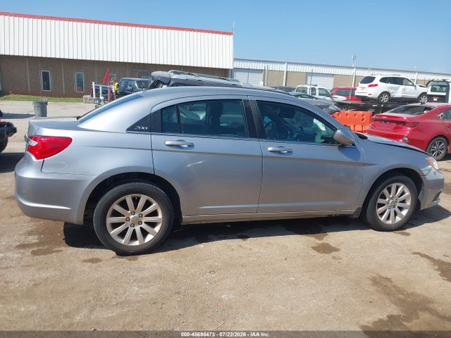 2013 Chrysler 200 Touring მანქანა იყიდება აუქციონზე, vin: 1C3CCBBB7DN539629, აუქციონის ნომერი: 45698473