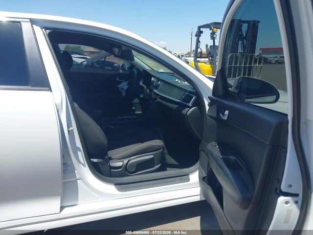 KIA Optima Lx 2019 5XXGT4L38KG300020 Image 5