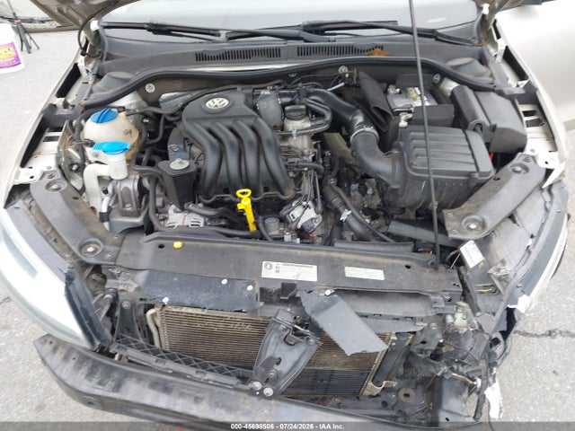 2015 Volkswagen Jetta 2.0l S მანქანა იყიდება აუქციონზე, vin: 3VW2K7AJ7FM221715, აუქციონის ნომერი: 45698506