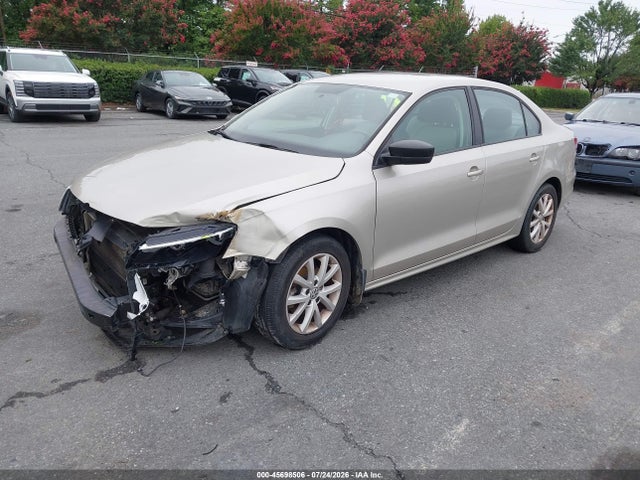 2015 Volkswagen Jetta 2.0l S მანქანა იყიდება აუქციონზე, vin: 3VW2K7AJ7FM221715, აუქციონის ნომერი: 45698506