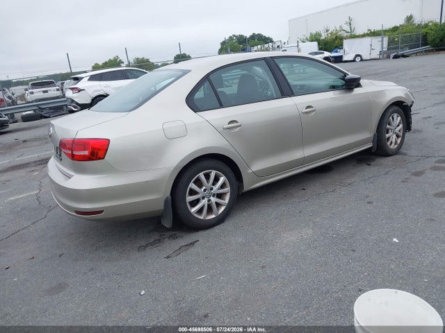 2015 Volkswagen Jetta 2.0l S მანქანა იყიდება აუქციონზე, vin: 3VW2K7AJ7FM221715, აუქციონის ნომერი: 45698506