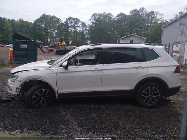 Продажа на аукционе авто 2021 Volkswagen Tiguan 2.0t Se/2.0t Se R-line Black/2.0t Sel, vin: 3VV2B7AX7MM077153, номер лота: 45698514