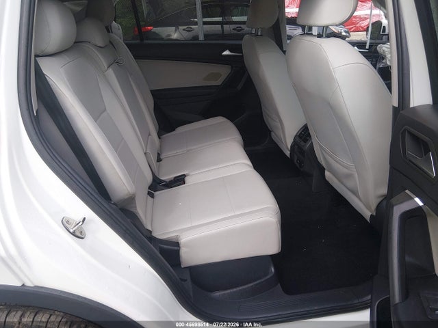 Продажа на аукционе авто 2021 Volkswagen Tiguan 2.0t Se/2.0t Se R-line Black/2.0t Sel, vin: 3VV2B7AX7MM077153, номер лота: 45698514