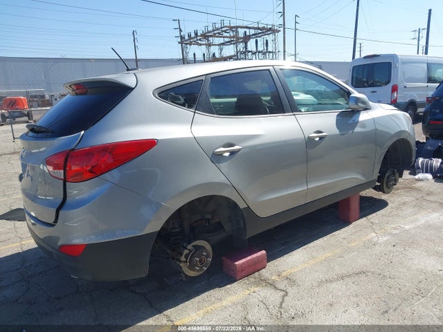 Hyundai TUCSON GLS 2015 KM8JT3AF9FU070819 Image 4