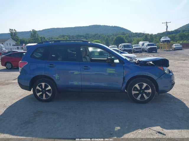 Продаж на аукціоні авто 2017 Subaru Forester 2.5i Premium, vin: JF2SJAEC2HH522643, номер лоту: 45698569