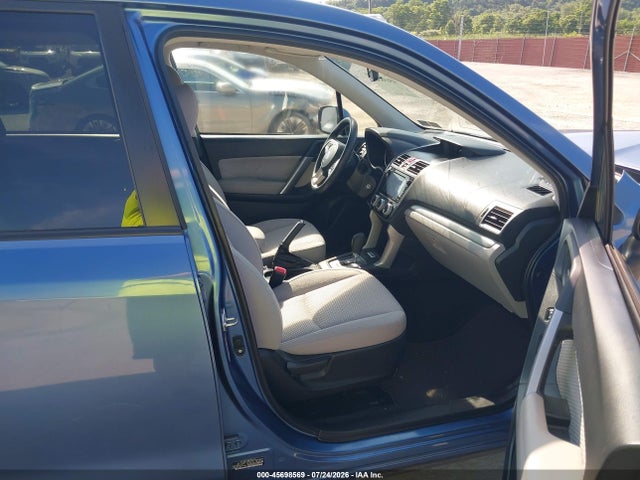 Продаж на аукціоні авто 2017 Subaru Forester 2.5i Premium, vin: JF2SJAEC2HH522643, номер лоту: 45698569