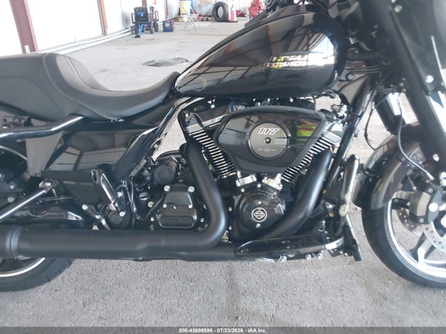 Harley-Davidson FLHX 2025 1HD1KB719SB645339 Image 8