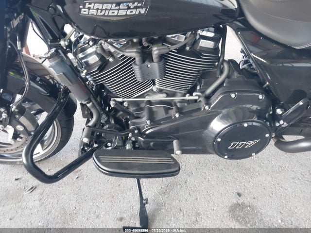 Harley-Davidson FLHX 2025 1HD1KB719SB645339 Image 9