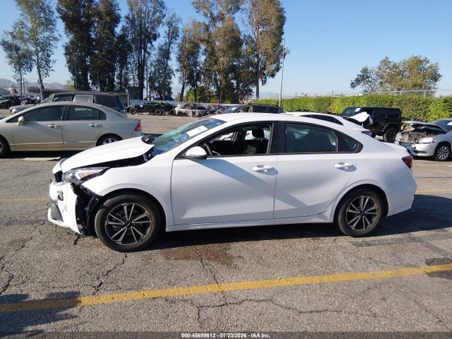 KIA Forte Lxs 2023 3KPF24AD3PE651010 Image 17