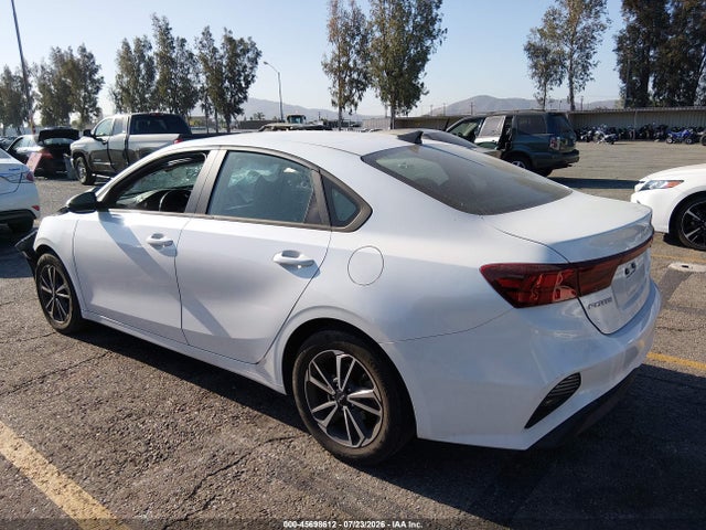 KIA Forte Lxs 2023 3KPF24AD3PE651010 Image 3